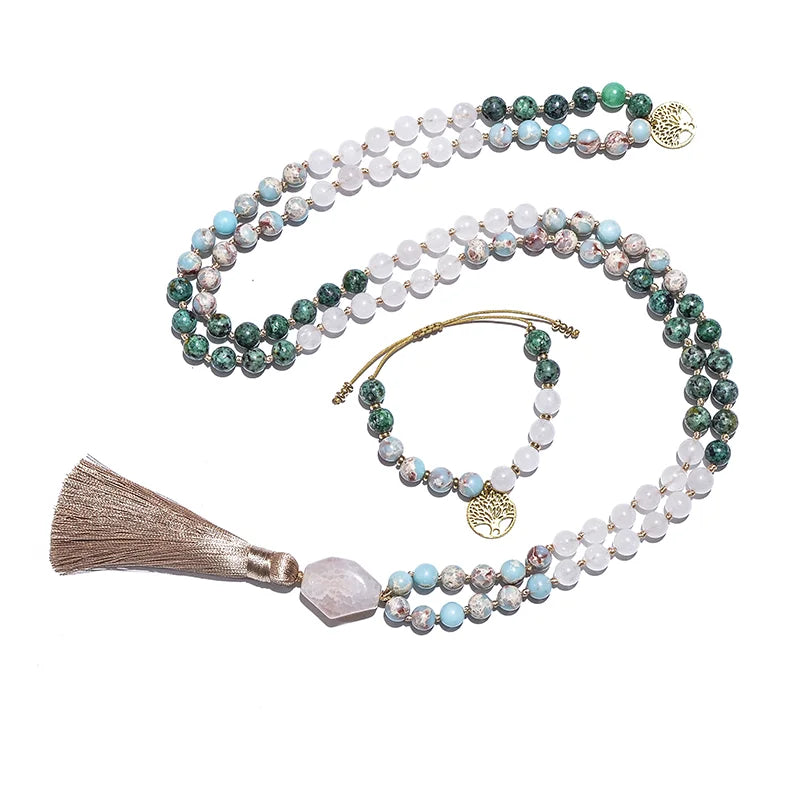 Weiße Steine & Afrikanischer Türkis Mala – 108 Perlen Knotenmeditationskette