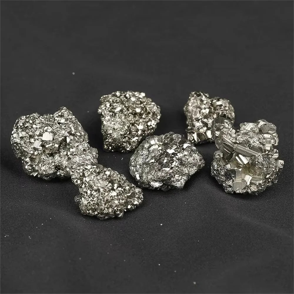 Rohe Tumbled Pyrit Steine – Natürlicher Kristall für Heilung & Sammlung 🪙