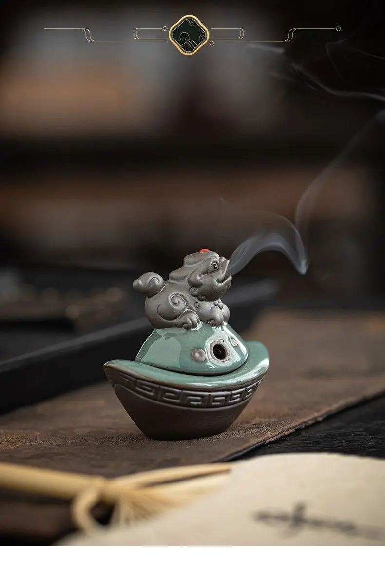 Mini-Räuchergefäß „Pixiu“ aus Keramik – Feng Shui Dekoration für Reichtum & Glück