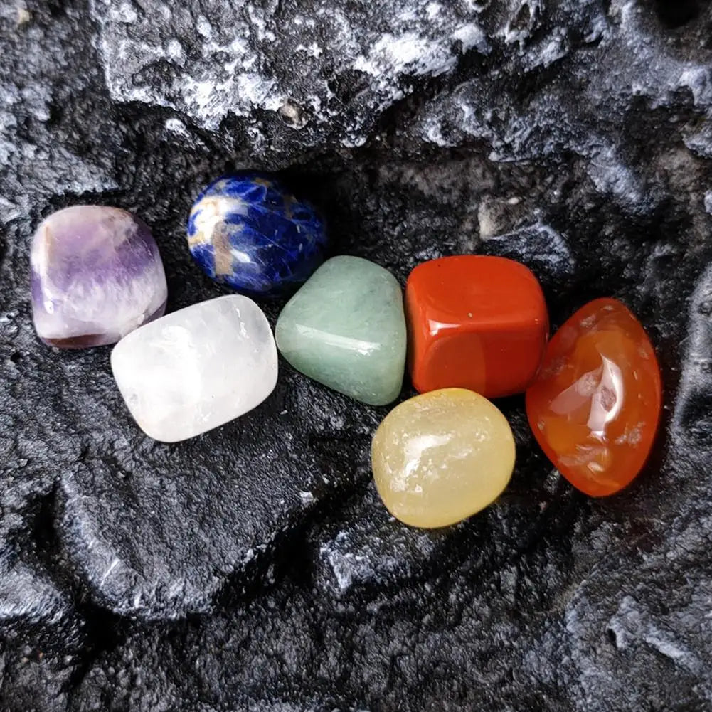 🌈 Chakra-Kristall-Heilset – Geschenkbox mit natürlichen Heilsteinen (7–14 Stück)