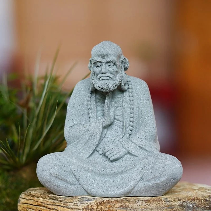 🧘♂️ Chinesische Krieger-Mönch-Statue – Zen-Mikrolandschaft & Gartendekoration