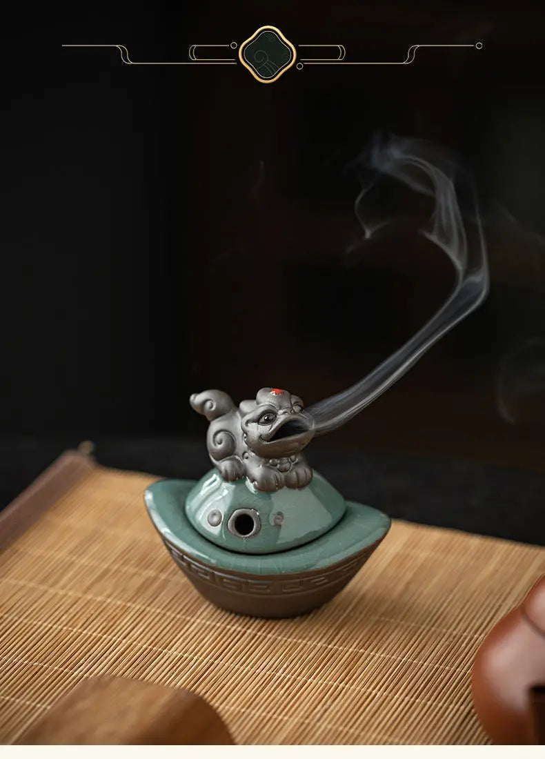 Mini-Räuchergefäß „Pixiu“ aus Keramik – Feng Shui Dekoration für Reichtum & Glück