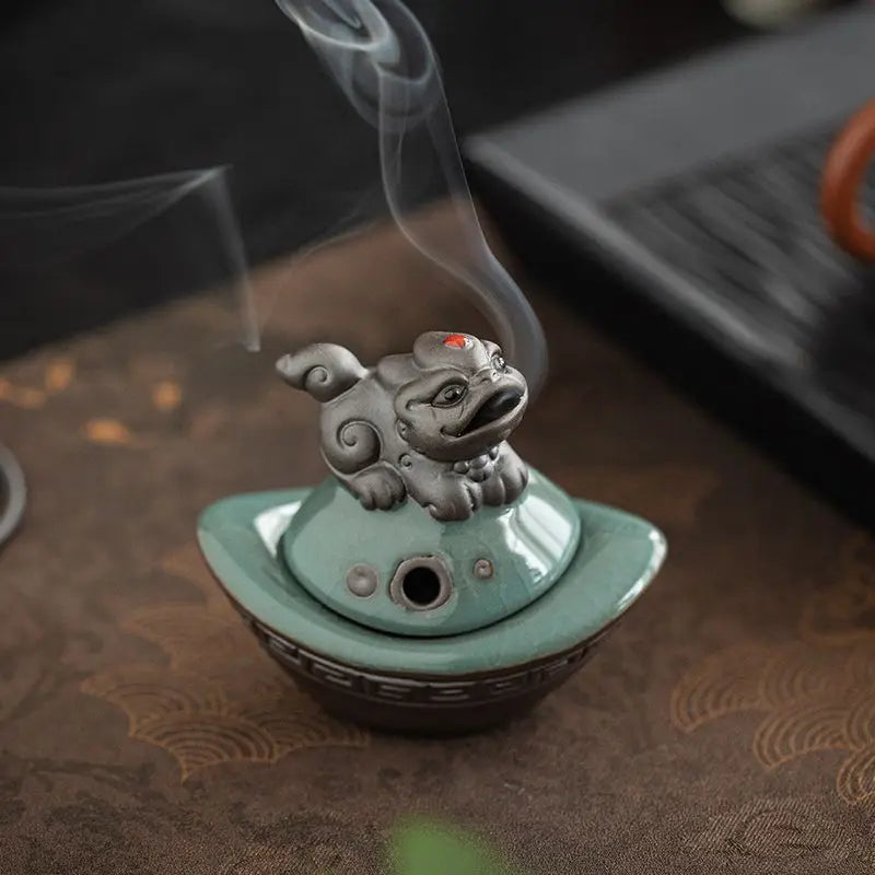 Mini-Räuchergefäß „Pixiu“ aus Keramik – Feng Shui Dekoration für Reichtum & Glück