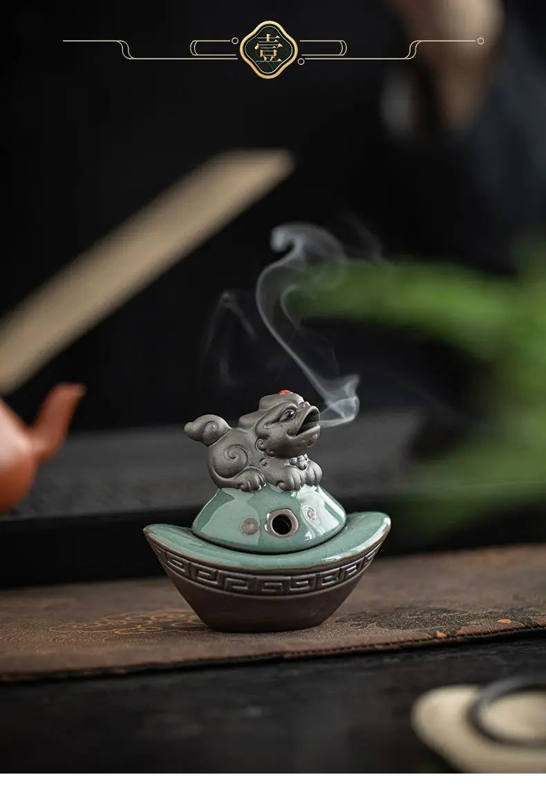 Mini-Räuchergefäß „Pixiu“ aus Keramik – Feng Shui Dekoration für Reichtum & Glück