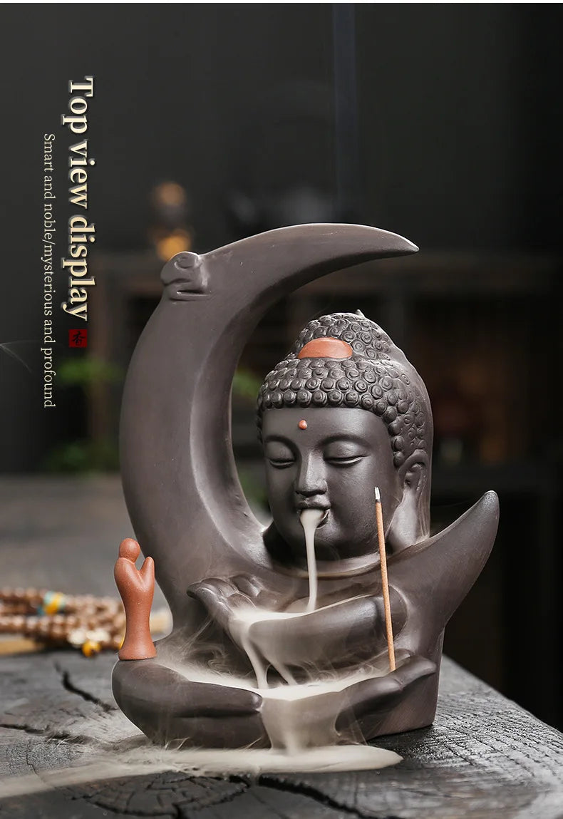 đ Handgefertigter Räuchergefäà aus lila Ton mit Mond- & Buddha-Design đ§ââď¸
