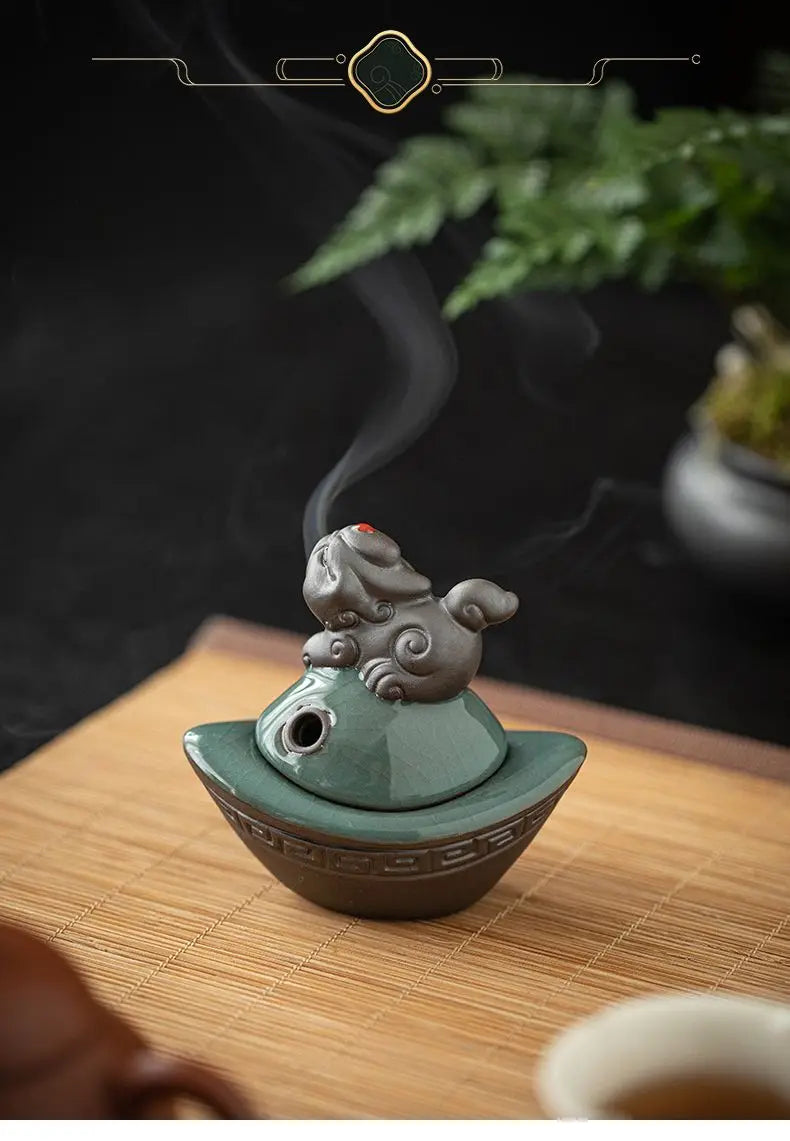 Mini-Räuchergefäß „Pixiu“ aus Keramik – Feng Shui Dekoration für Reichtum & Glück