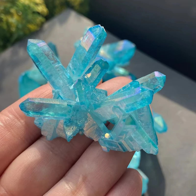 Himmelblauer Titanquarz Cluster – Natürlicher Kristall Heilstein (2–7 cm) 💎