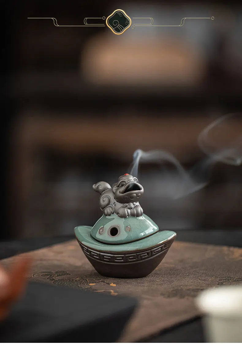 Mini-Räuchergefäß „Pixiu“ aus Keramik – Feng Shui Dekoration für Reichtum & Glück