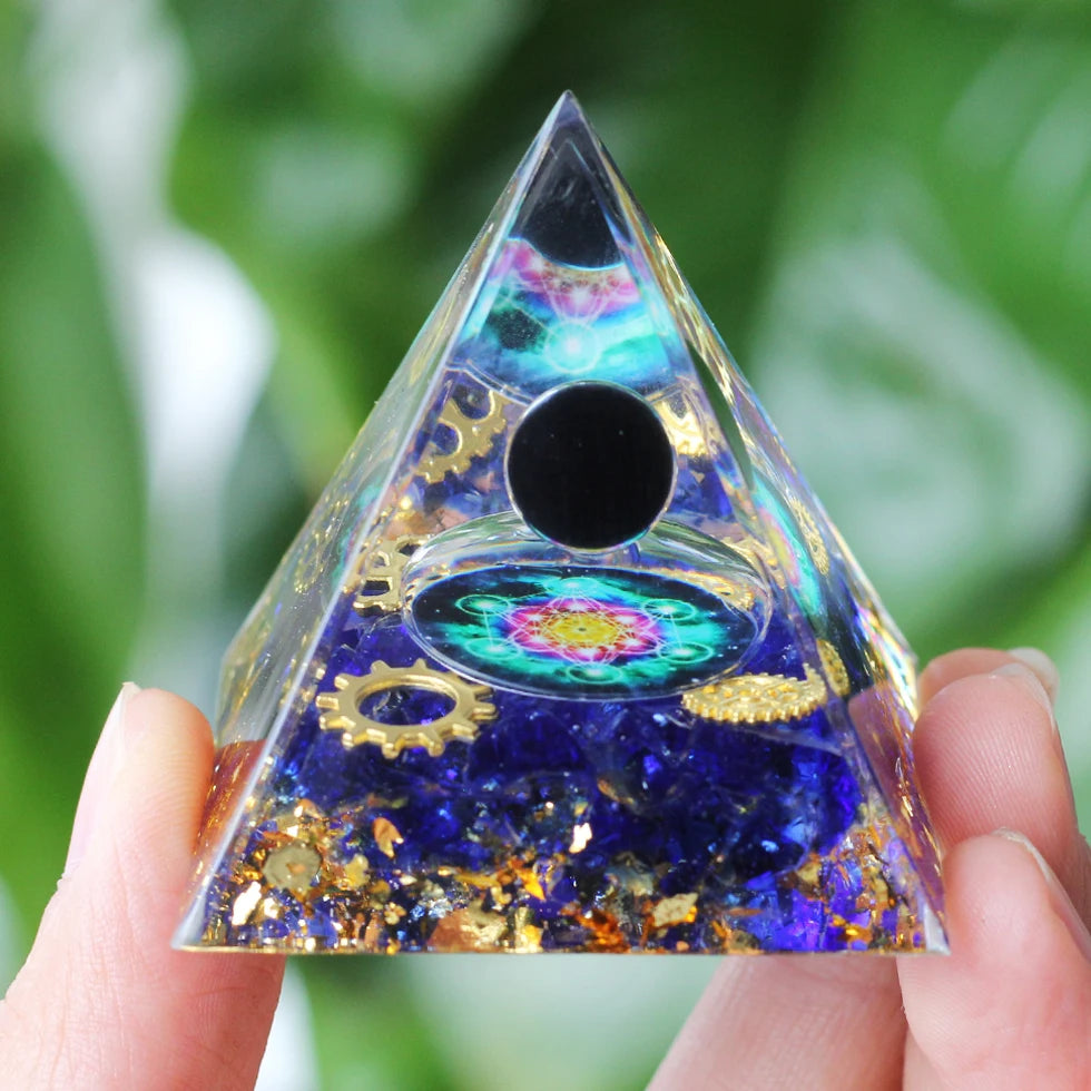 🔮 Amethyst Orgone-Pyramide – Chakra-Energie-Generator für Schutz & Meditation (5cm)