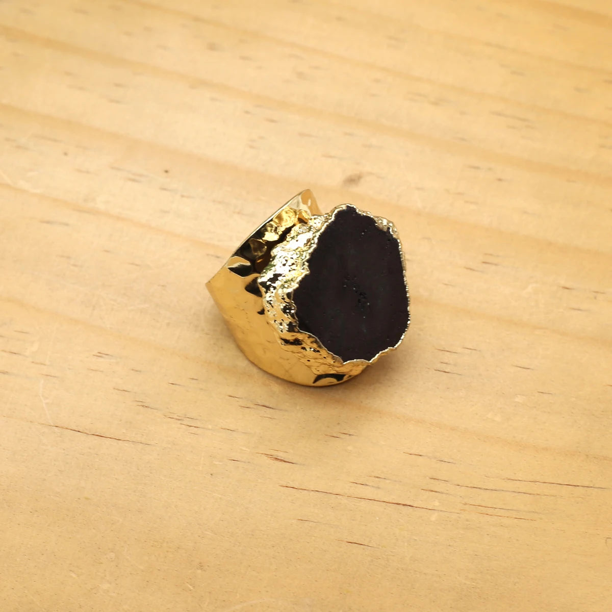 đ NatĂźrlicher Druzy Achat Ring â Verstellbarer Goldplattierter Geoden-Kristall (8 Farben)