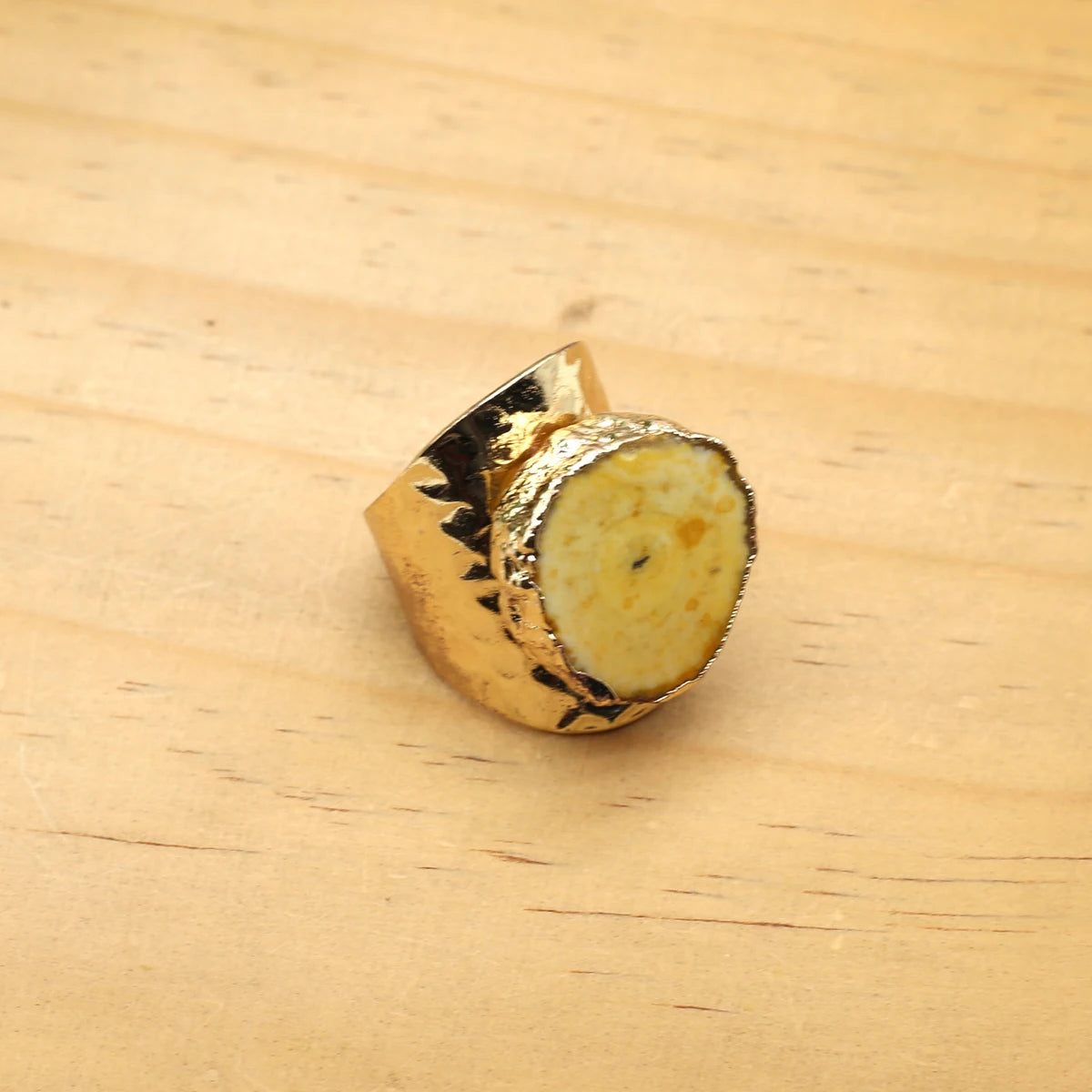 đ NatĂźrlicher Druzy Achat Ring â Verstellbarer Goldplattierter Geoden-Kristall (8 Farben)