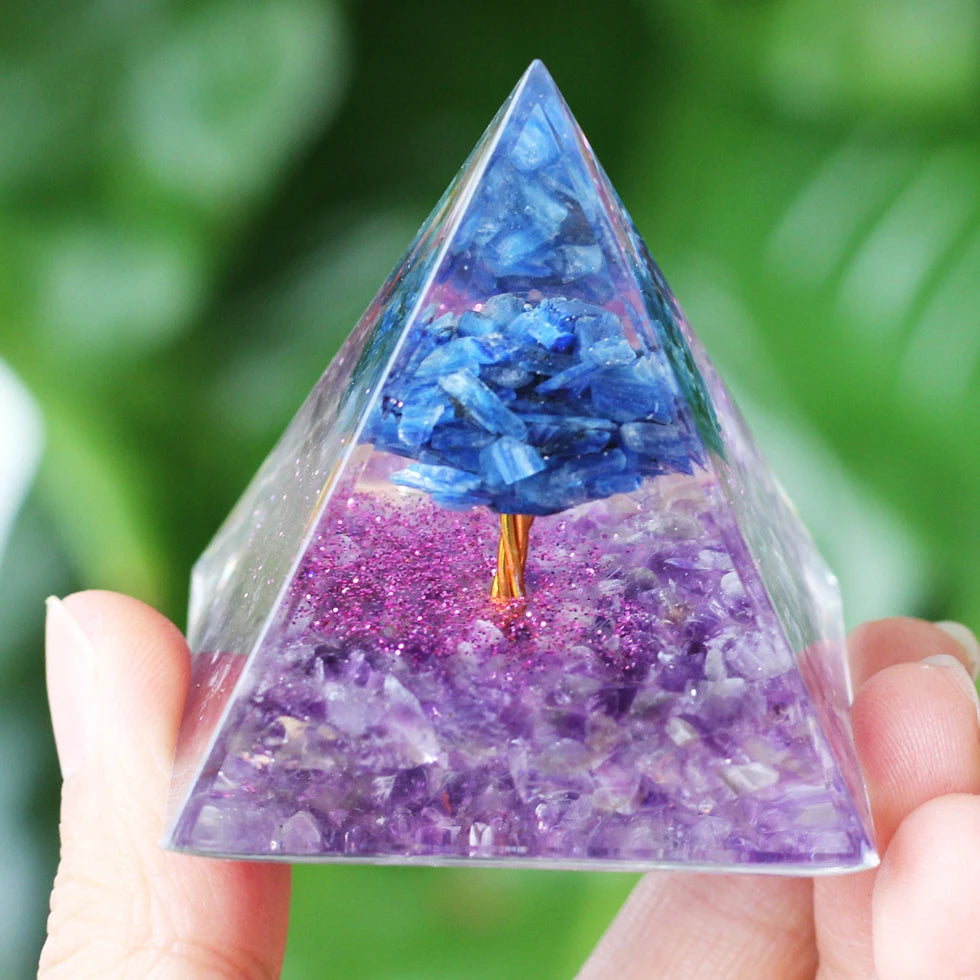 🔮 Amethyst Orgone-Pyramide – Chakra-Energie-Generator für Schutz & Meditation (5cm)