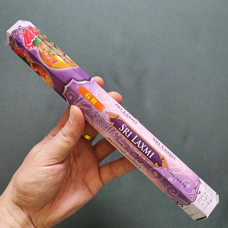 đŹď¸ Indische Räucherstäbchen â 20er-Pack fĂźr Meditation, Yoga & Aromatherapie (23cm)