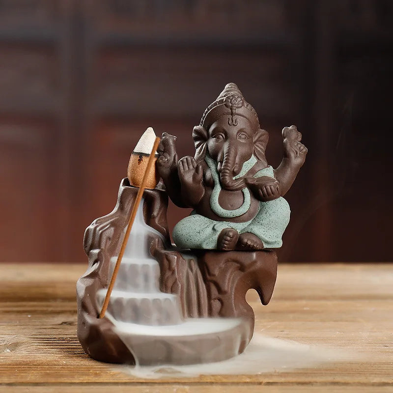 Rückfluss-Räuchergefäß „Elefant & Ganesha“ – Zen-Dekor aus Keramik für Zuhause & Teezeremonie