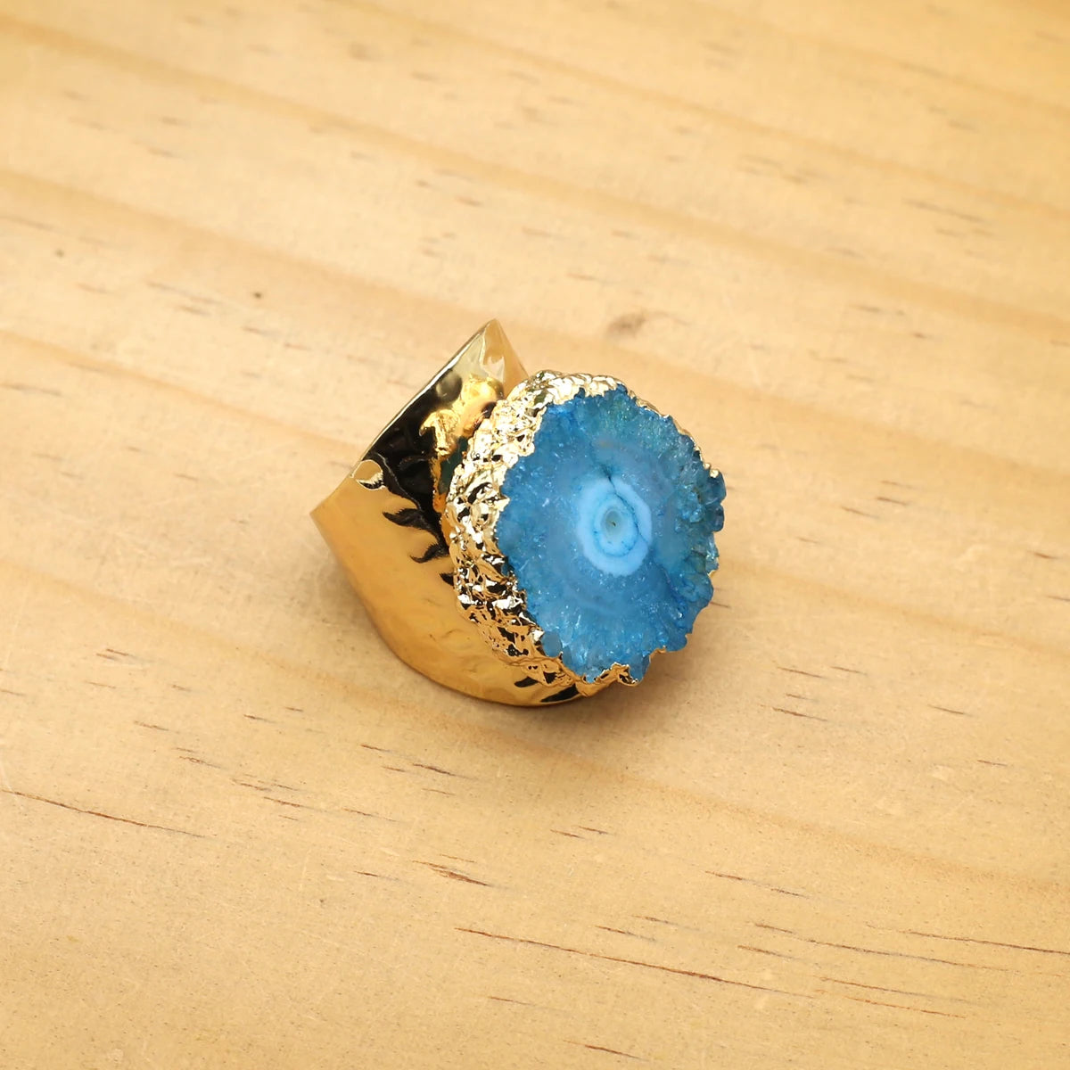 đ NatĂźrlicher Druzy Achat Ring â Verstellbarer Goldplattierter Geoden-Kristall (8 Farben)