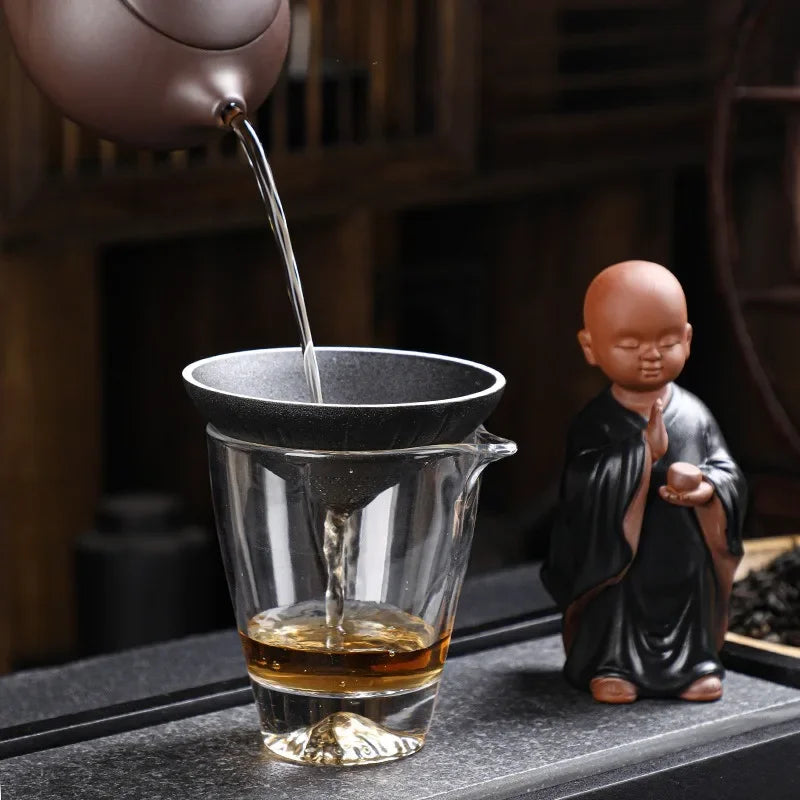 💖 Mönch-Teetier mit Sieb-Hut – Zen Tee-Zeremonie Figur 💖