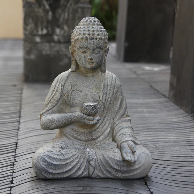 🕊️ Zen Solar Buddha Statue – Resin Meditation Decor (18cm)